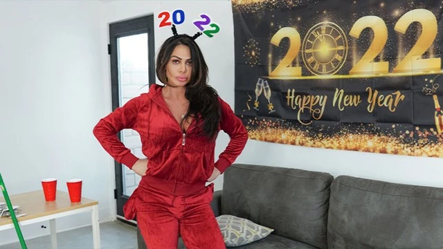 MILF sexy guide son beau-fils dans une séance intime torride
