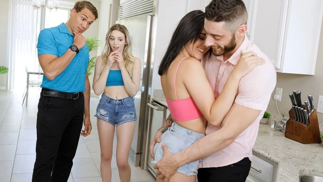 Kylie Rocket et Lily Larimar séduisent leurs beaux-papas excités