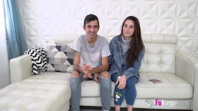 "Betty et Marco : couple espagnol amateur chaud en action"